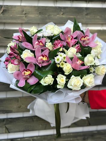 Букет цветов из: Розы и Хризантемы в Онохой