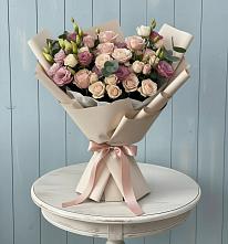 Букет цветов из:  Розы и Лизиантусы в Онохой