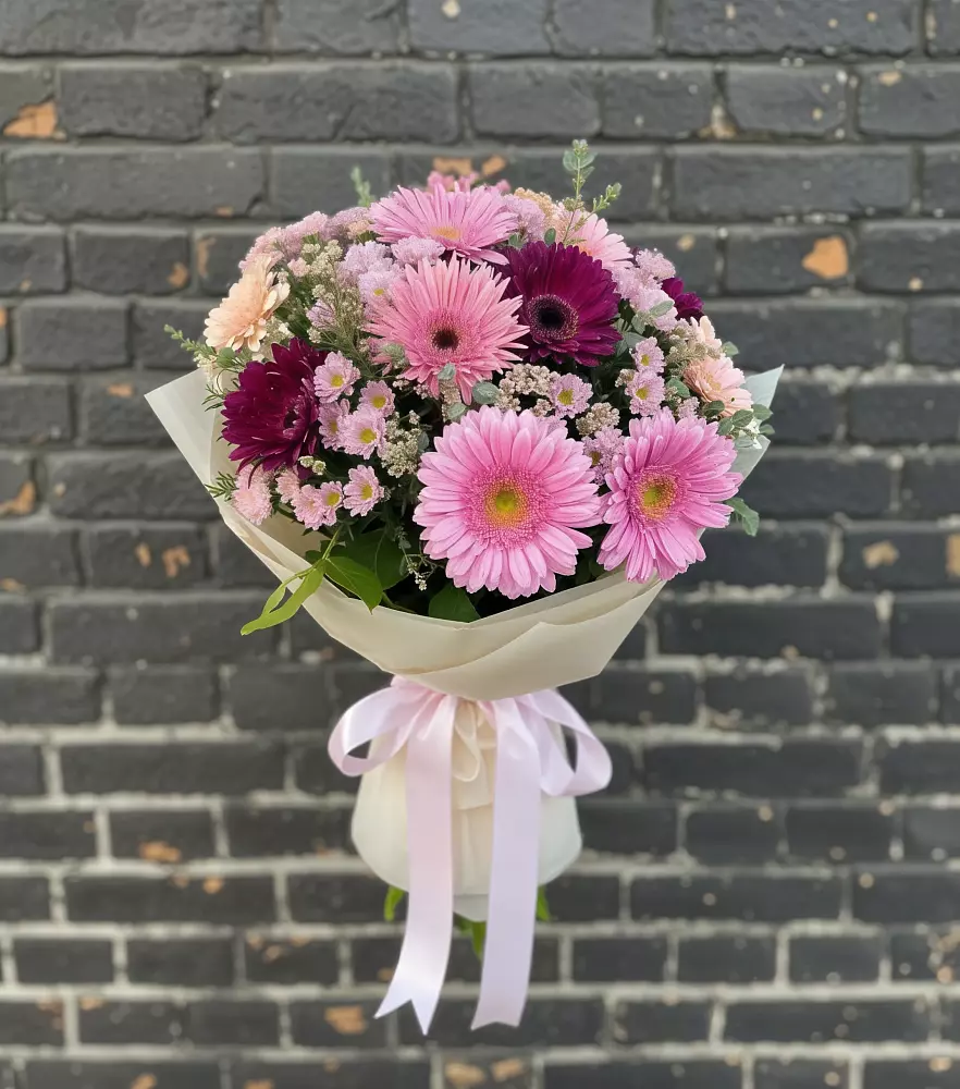Букет цветов из: Герберы и Хризантемы в Онохой