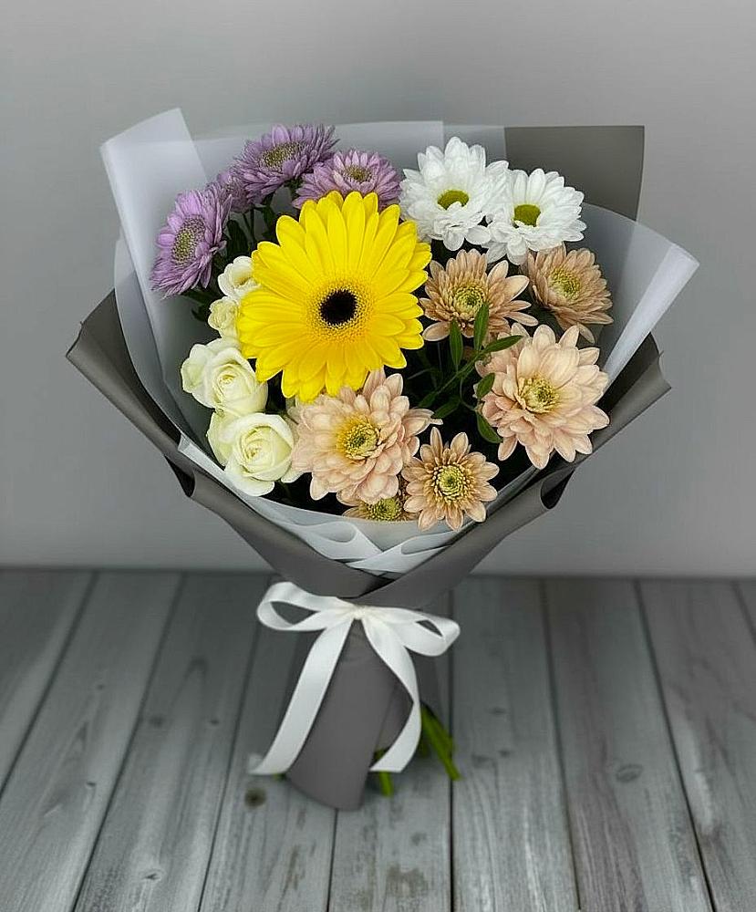 Букет цветов из: Розы, Герберы и Хризантемы в Онохой