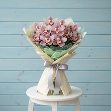 Букет цветов из:  Орхидеи и Розы в Онохой