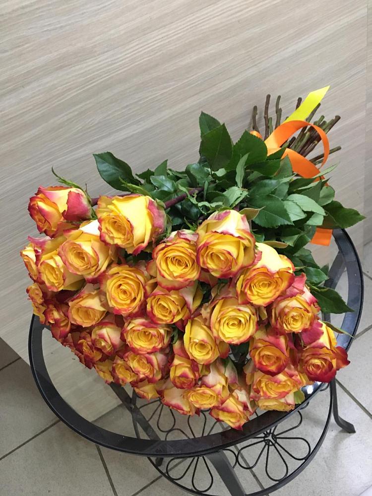 Букет Желтые розы в Онохой