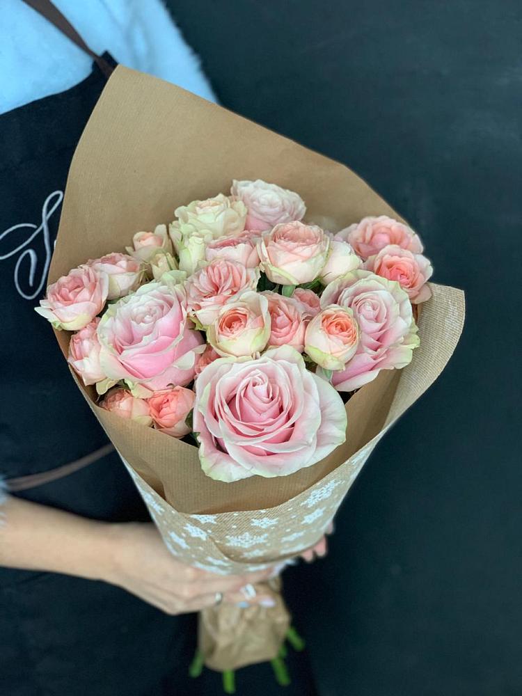 Букет цветов из: Хризантемы и Розы в Онохой