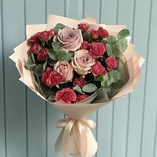 Букет цветов из:  Гвоздики и Розы в Онохой