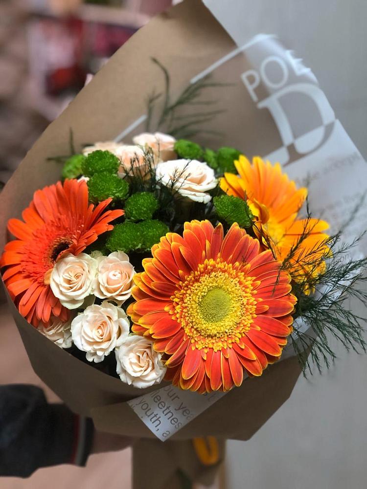 Букет цветов из: Герберы, Хризантемы и Розы в Онохой