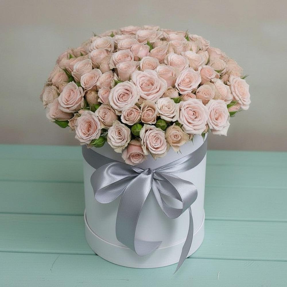 Цветочная композиция из Розы в шляпной коробке в Онохой